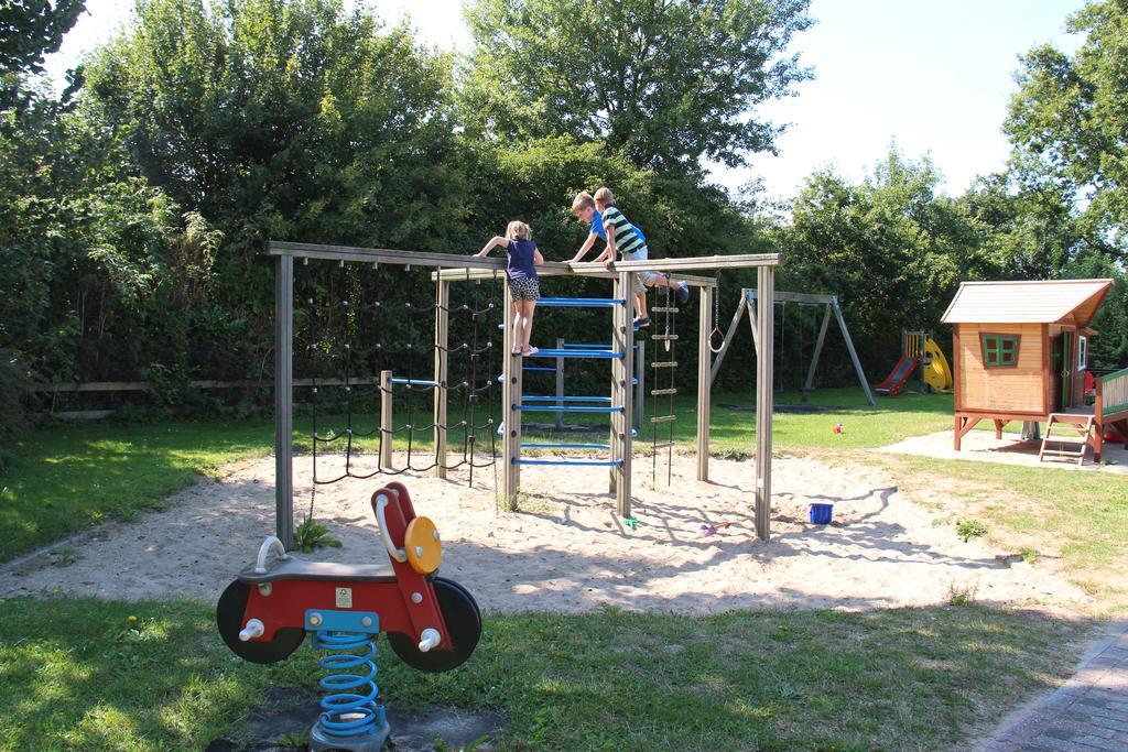 אחמונד-בינן Bungalows - Bungalowpark Mooyeveld - Uniek Gelegen In De Duinen! מראה חיצוני תמונה